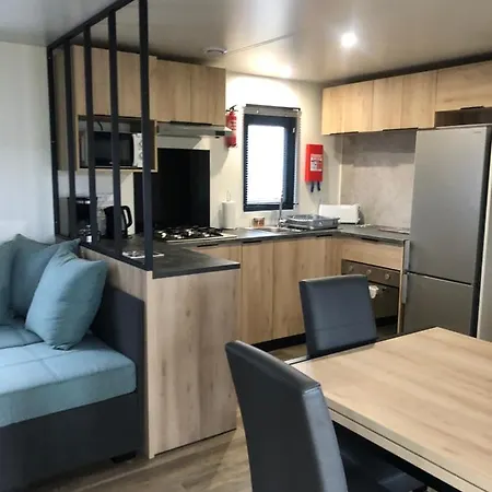 مكان تخييم Mobil Home - 3 Chambres - 45 M2 - N 211 سان جوليان-أون-بورن