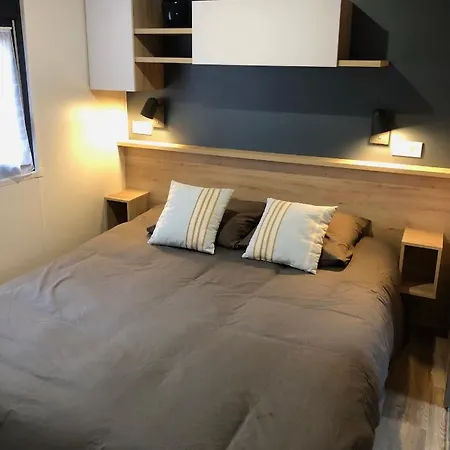 A L Ombre Des Pins 40 Mobil 211 Campsite Saint-Julien-en-Born